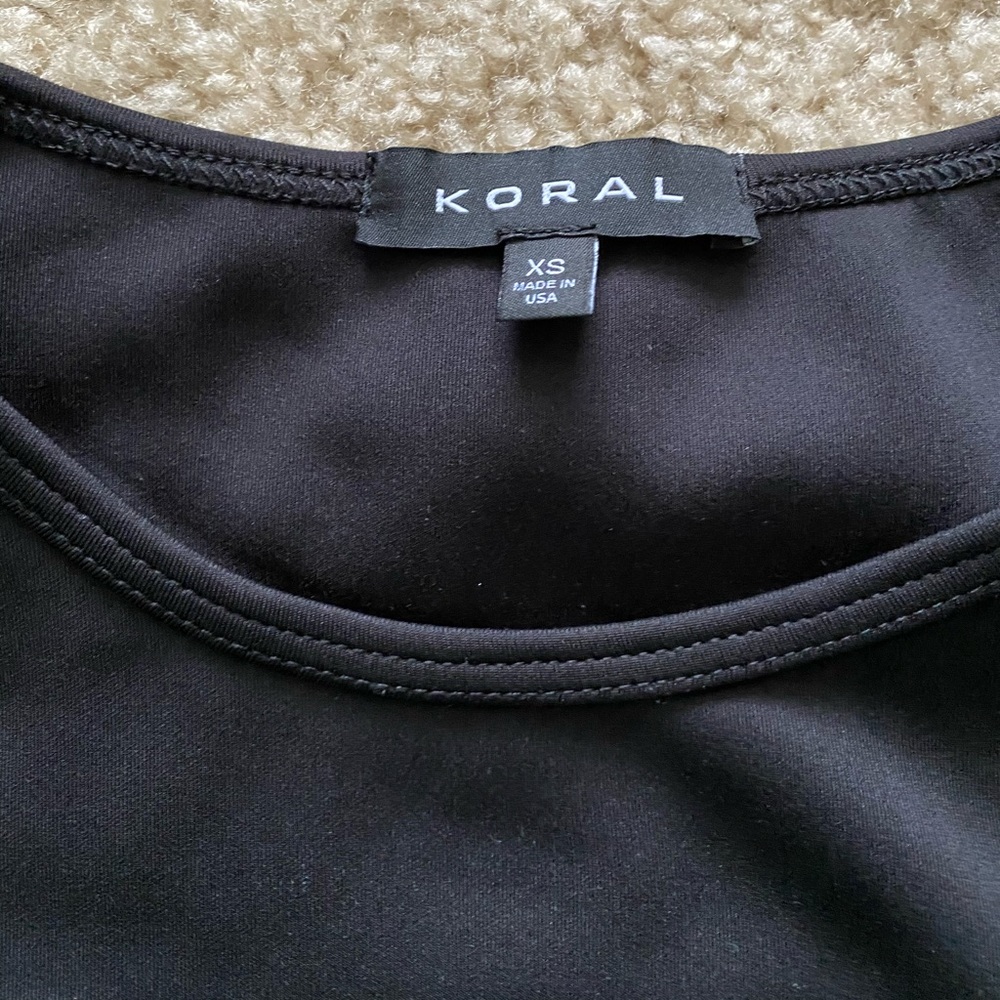 Koral Black Dayside Crop Top Sports Bra Sz XS - Picture 8 of 10